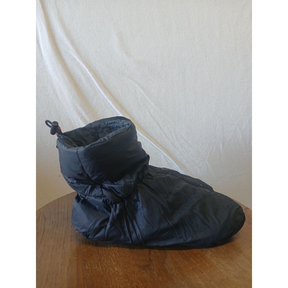 Hunter down filled boot sock black size large winter cabin slip on puffer